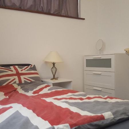 The Heart Of Stratford..! Ξενοδοχείο Λονδίνο Εξωτερικό φωτογραφία